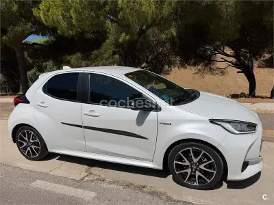 Usado Toyota Yaris Hybrid