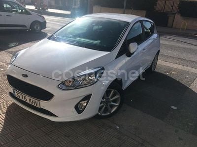 Usado Ford Fiesta Trend 85 CV (62 kW) 2018 Blanco Utilitario