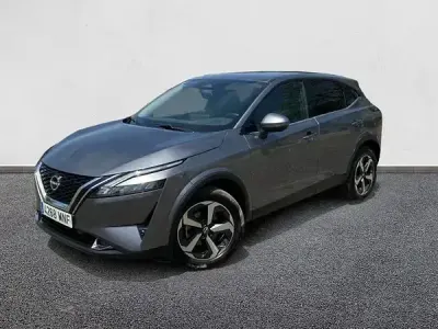 Begagnad Nissan Qashqai N-Connecta 140 HK (102 kW) 2024 Grå SUV