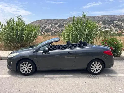 Usado Peugeot 308 CC 122 CV (89 kW) 2012 Gris / plata Descapotable