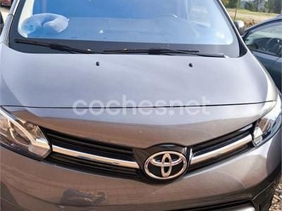 Gris / plata Usado 2023 Toyota Proace Verso Advance Familiar | 30.000 € (Precio justo)