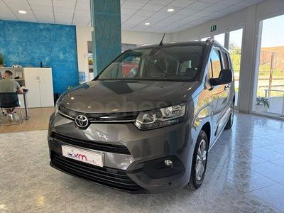 Usado Toyota Proace Verso Active 131 CV (96 kW) 2021 Gris / plata Familiar