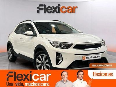 Usado Kia Stonic 84 CV (61 kW) 2023 Blanco SUV