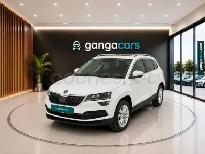 Usado Skoda Karoq Ambition 110 CV (80 kW) 2022 Blanco SUV
