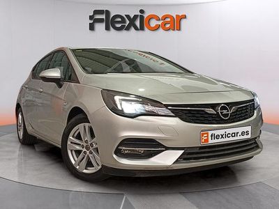 Usado Opel Astra Business Elegance 131 CV (96 kW) 2020 Gris Familiar