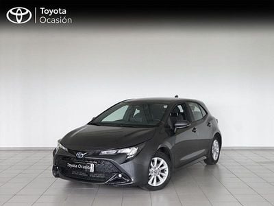 Usado Toyota Corolla Active 140 CV (102 kW) 2023 Gris / plata Berlina