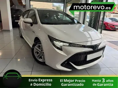 Usado Toyota Corolla Active 122 CV (89 kW) 2021 Blanco Familiar