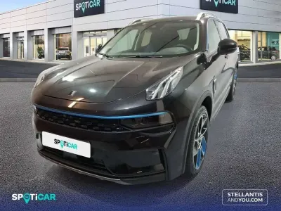 Begagnad Lynk & Co 01 261 HK (191 kW) 2023 Svart SUV
