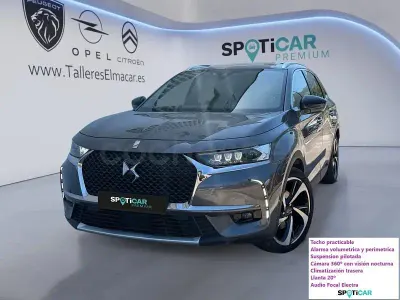 Usado DS Automobiles DS7 Crossback Rivoli 300 CV (220 kW) 2022 Gris / plata SUV