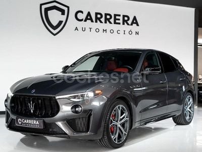 Usado Maserati Levante 580 CV (426 kW) 2021 Gris SUV