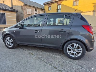 Usado Opel Corsa 75 CV (55 kW) 2012 Gris / plata Utilitario