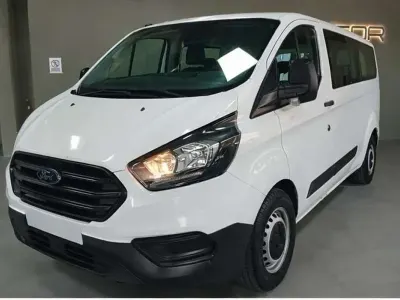 Usado Ford Transit Custom Ambiente 131 CV (96 kW) 2019 Blanco Familiar