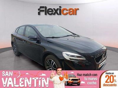 Usado Volvo V40 Kinetic 120 CV (88 kW) 2019 Negro Berlina