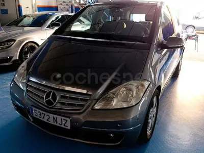 Käytetty Mercedes A180 Avantgarde 109 HP (80 kW) 2010 Peessi Tila-auto