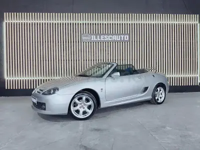 Usado MG TF 116 CV (85 kW) 2003 Gris / plata Descapotable