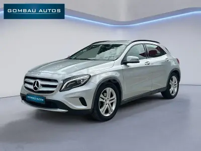 Usado Mercedes GLA200 Urban 136 CV (100 kW) 2015 Gris / plata SUV