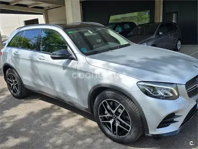 Usado Mercedes GLC250 211 CV (155 kW) 2019 Gris / plata SUV