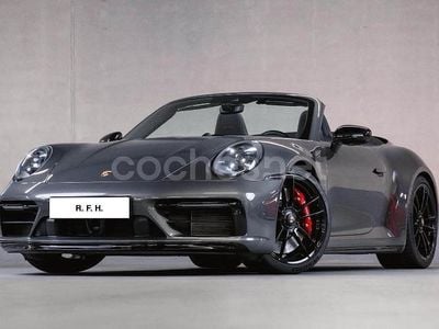 Porsche 911 Carrera 4 GTS