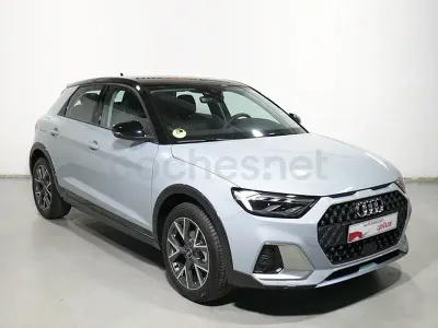 Nuevo Audi A1 116 CV (85 kW) 2025 Gris / plata SUV