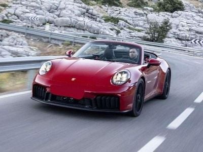 Usado Porsche 911 Carrera 4 Cabriolet 480 CV (353 kW) 2025 Rojo Descapotable