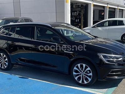 Usado Renault Mégane GrandTour Techno 140 CV (102 kW) 2022 Negro Familiar