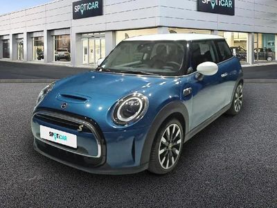 Begagnad Mini Cooper SE 135 kW (184 HK) 2023 Blå Halvkombi