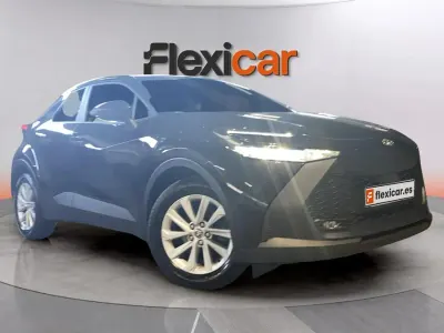 Usado Toyota C-HR Active 140 CV (102 kW) 2024 Negro SUV