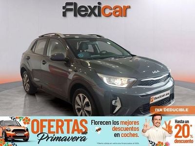 Usado Kia Stonic 84 CV (61 kW) 2023 Gris SUV