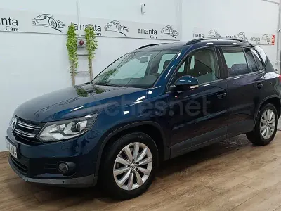 Usado VW Tiguan Business 140 CV (102 kW) 2014 Azul SUV