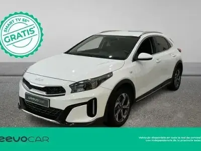 Usado Kia XCeed 100 CV (73 kW) 2023 Blanco SUV