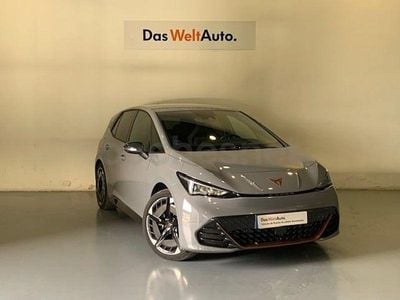 Begagnad Cupra Born e-Boost 169 kW (231 HK) 2024 Eléctrico Halvkombi