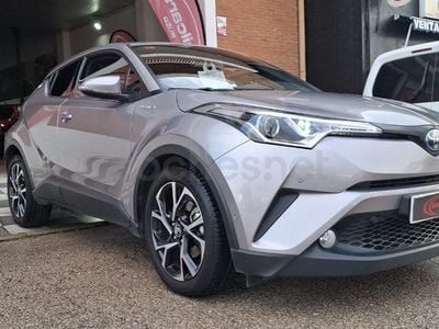 Usado Toyota C-HR Advance 122 CV (89 kW) 2020 Gris / plata SUV