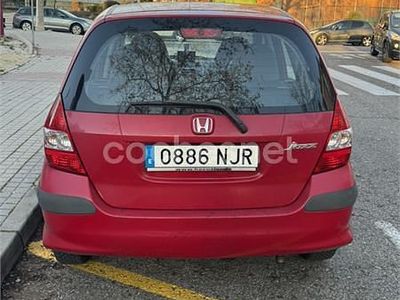Rojo Usado 2007 Honda Jazz LS Utilitario | 4100 €