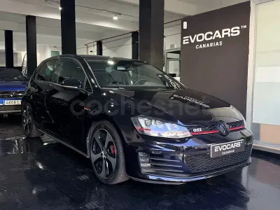 Usado VW Golf VII GTI 230 CV (169 kW) 2017 Negro Berlina