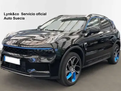Usado Lynk & Co 01 261 CV (191 kW) 2022 Negro SUV