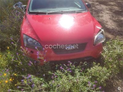 Usado Ford Focus Sport 136 CV (100 kW) 2007 Rojo Berlina