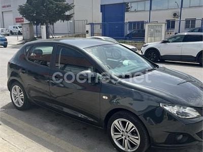 Usado Seat Ibiza 60 HP (44 kW) 2010 Preto Sedan