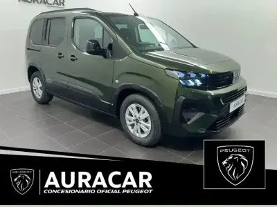 Nuevo Peugeot Rifter Allure 100 CV (73 kW) 2025 Verde Monovolumen