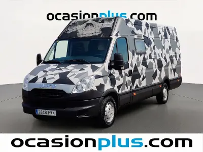 Usado Iveco Daily 126 CV (92 kW) 2014 Blanco Familiar