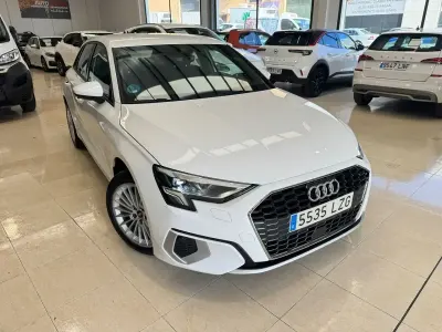 Usado Audi A3 Sportback Advanced Plus 110 CV (80 kW) 2022 Blanco Utilitario