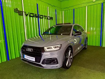 Usado Audi SQ5 Sport 347 CV (255 kW) 2020 Gris / plata SUV