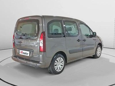Begagnad Citroën Berlingo Feel 110 HK (80 kW) 2017 Brun Minibuss