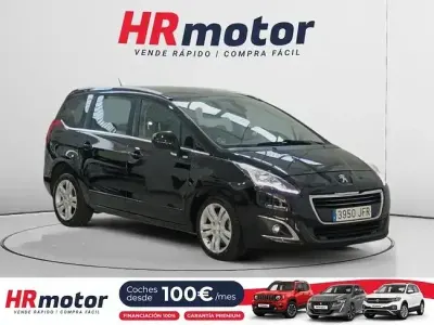 Usado Peugeot 5008 Style 120 CV (88 kW) 2015 Negro Monovolumen