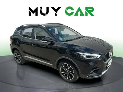 Usado MG ZS Luxury 111 CV (81 kW) 2022 Negro SUV
