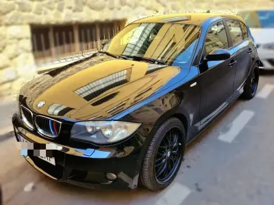 Usado BMW 118 150 CV (110 kW) 2007 Negro Utilitario