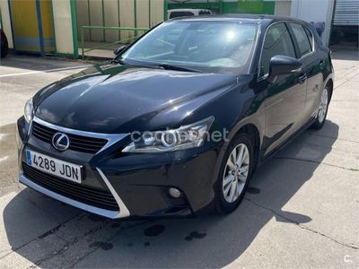 Lexus CT200h