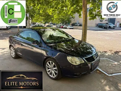 Usado VW Eos 150 CV (110 kW) 2006 Azul Descapotable