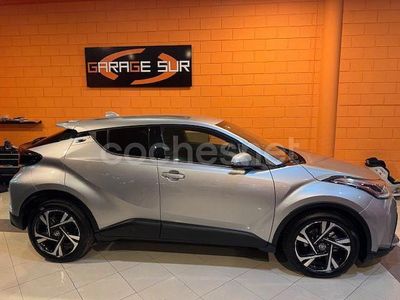 Usado Toyota C-HR Advance 122 CV (89 kW) 2022 Gris / plata SUV