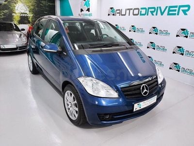 Usado Mercedes A180 Elegance 116 CV (85 kW) 2009 Blanco Monovolumen