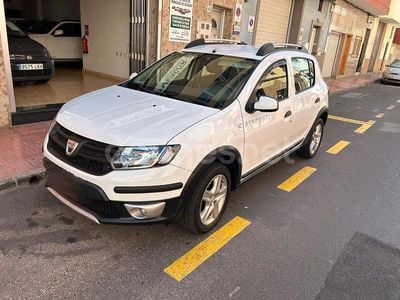 Blanco Usado 2015 Dacia Sandero Stepway Utilitario | 7390 € (Precio justo)
